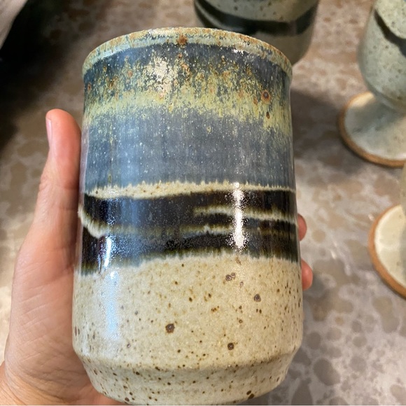 Stoneware 4 beer Mugs - Picture 6 of 10